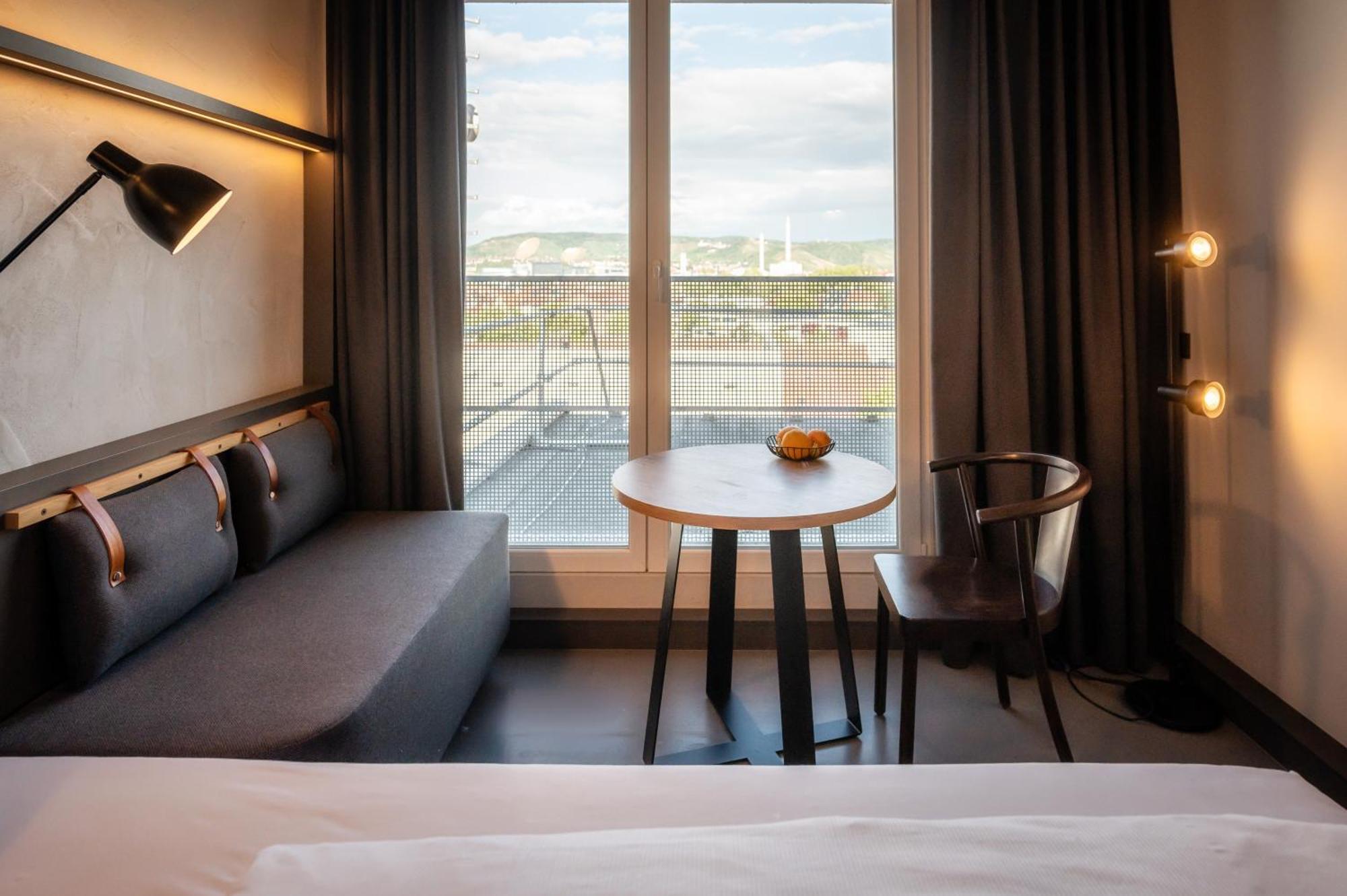 Cloud No7 Lofts Aparthotel Stuttgart Eksteriør bilde